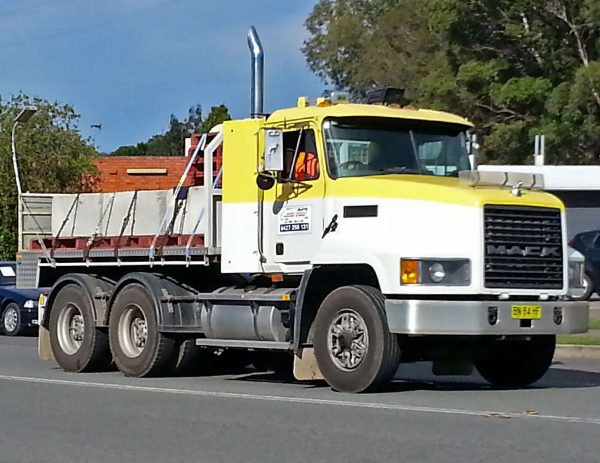 elite-heavy-vehicle-driving-school-port-macquarie-1